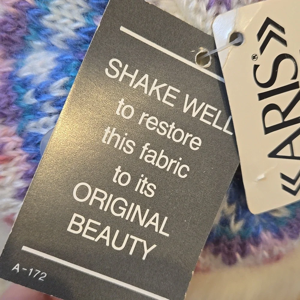 New Vintage Aris Isotoner Snowflake Pattern Knit Thermal Faux Fur Hat - Picture 4 of 9